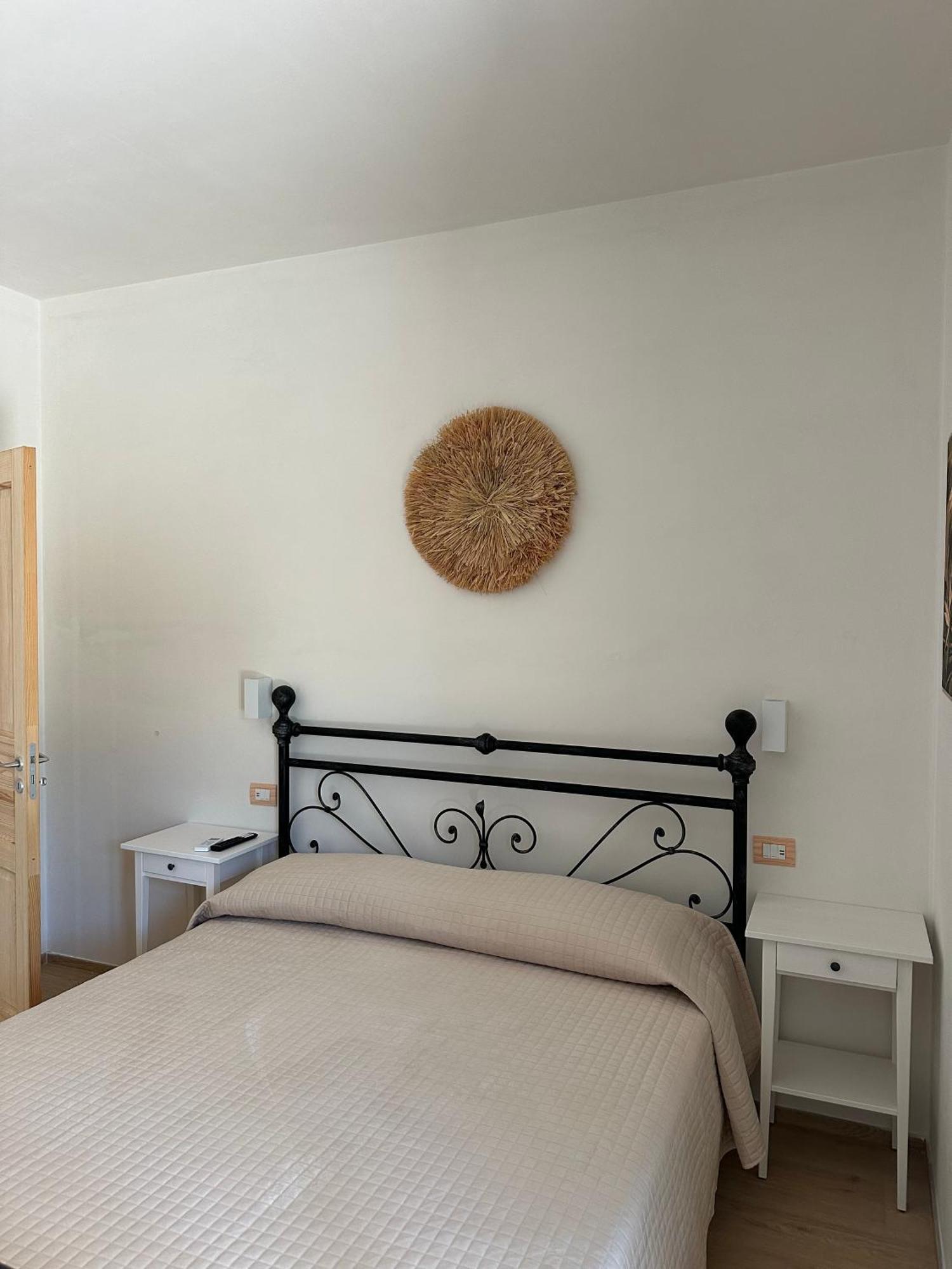 Li Mori Rooms Lizzanello Exterior foto